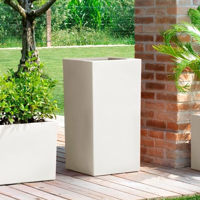 Vaso Di Fiori Prosperplast Urbi In Plastica Effetto Quadrato Alto 26 6 L Con Vasca Color Terracotta 50 Altezza X 26 5 Larghezza X 26 5 Profondit 91567912
